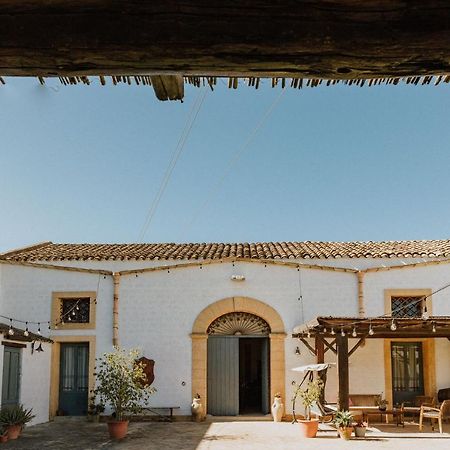 Bed and Breakfast Baglio Calia Мазара-дель-Валло Экстерьер фото