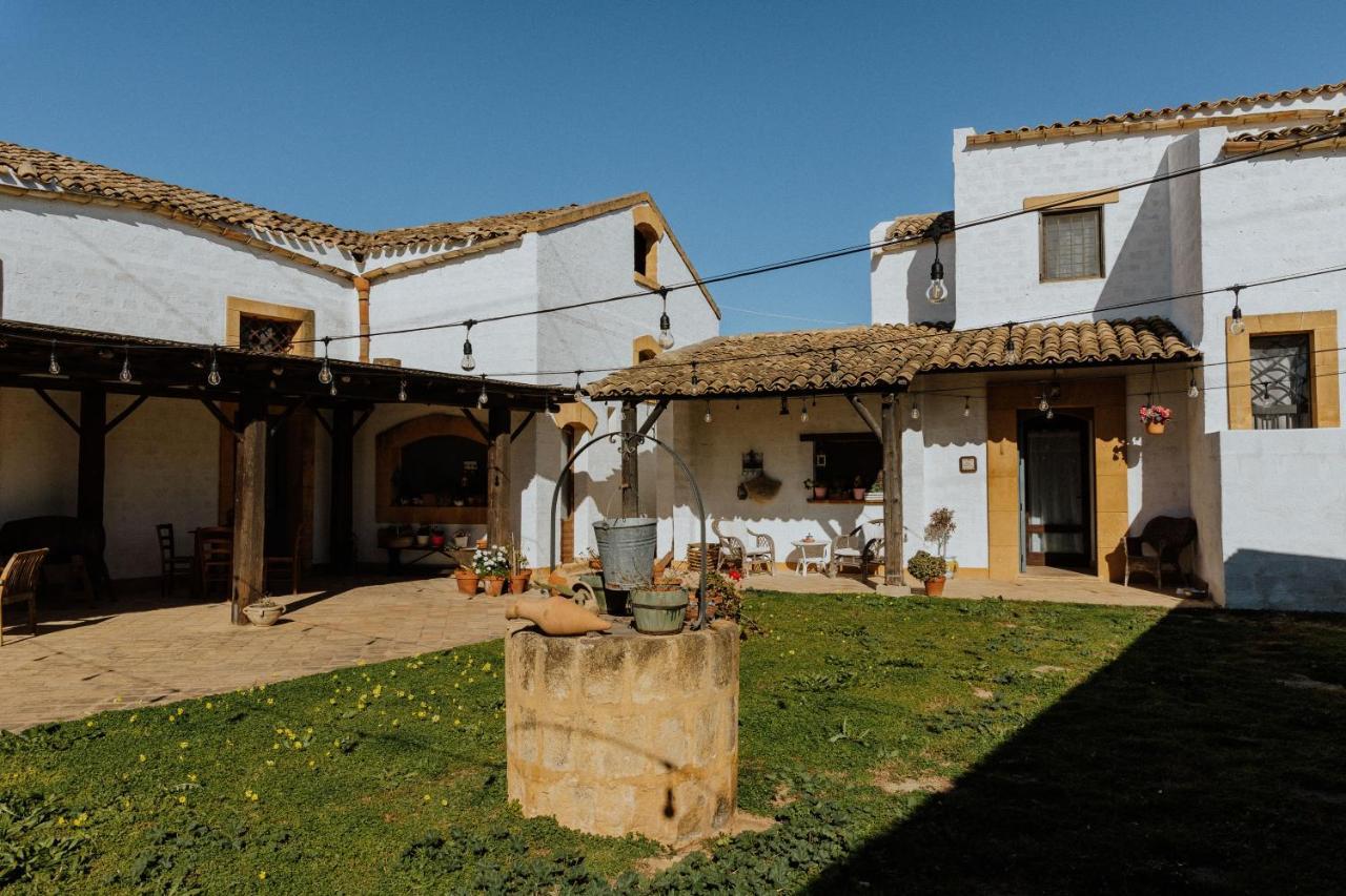 Bed and Breakfast Baglio Calia Мазара-дель-Валло Экстерьер фото